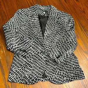 Black and White Blazer sz S